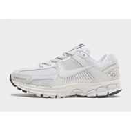 Detailed information about the product Nike Zoom Vomero 5 SP