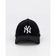 Detailed information about the product New Era Ny Yankees Black Corduroy Open Market Black