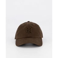 Detailed information about the product New Era Ny Yankees Tonal Casual Classic Walnut